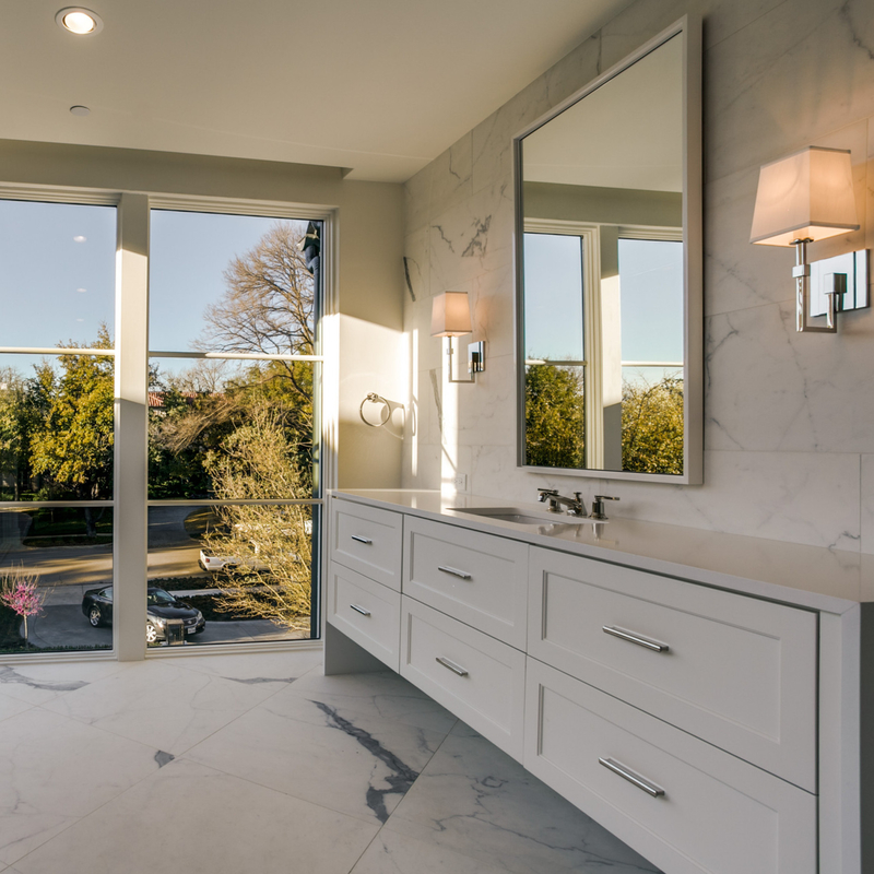 Klasik Çok Renkli Lake Ayna Beyaz Mavi Banyo Dolap Dolabı