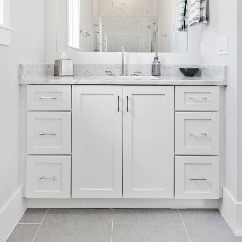 Benzersiz Ayakta Çalkalayıcı Tarzı Çok Renkli Lake Banyo Vanity Seti Sıhhi
