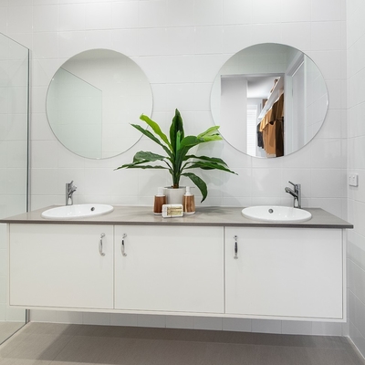 Mat Duvara Monte Banyo Vanity Kuvarslı Beyaz Düz Melamin Banyo Dolabı